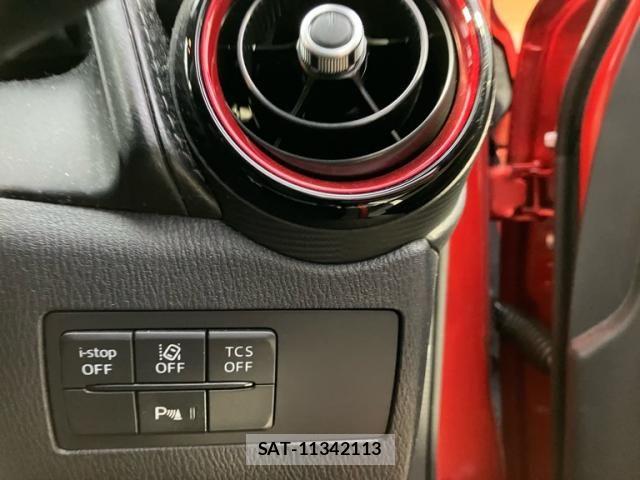 Mazda CX-3 2018-02 8741500-14