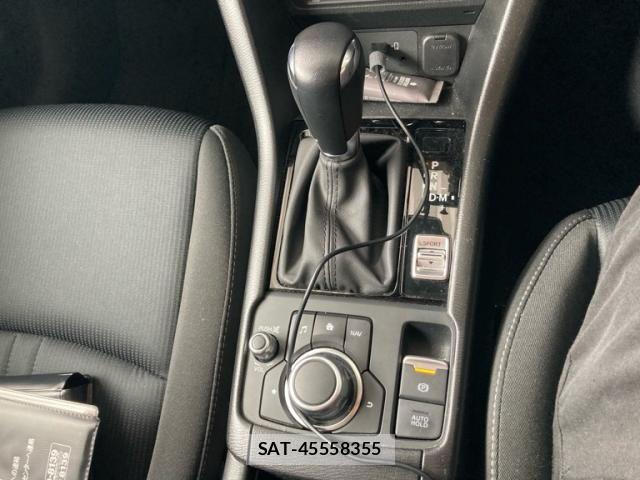 Mazda CX-3 2021-12 8741497-23