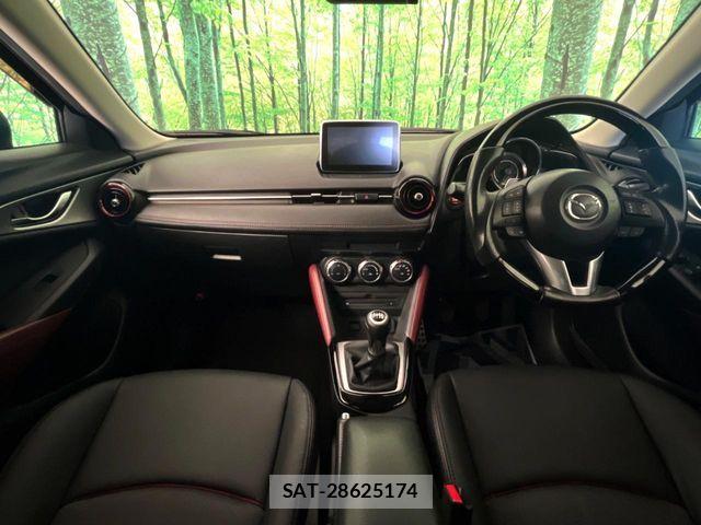 Mazda CX-3 2015-06 8779920-1