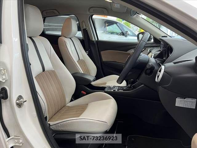 Mazda CX-3 2023-12 8779915-15