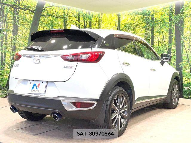 Mazda CX-3 2016-11 8779919-16
