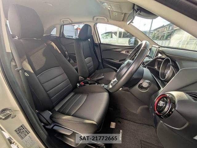 Mazda CX-3 2016-05 8795665-10