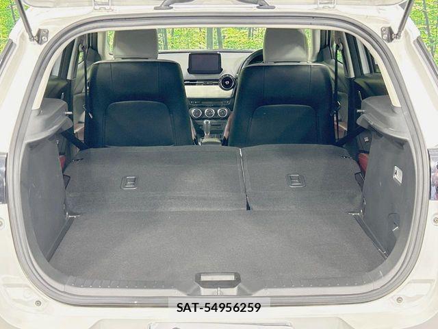 Mazda CX-3 2017-09 8828479-9