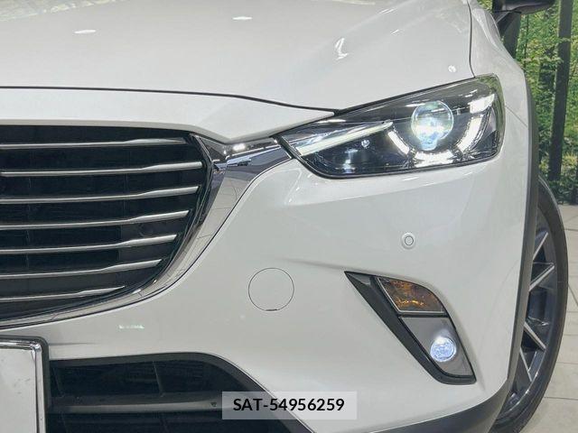 Mazda CX-3 2017-09 8828479-11