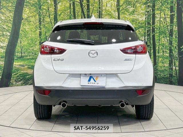 Mazda CX-3 2017-09 8828479-14