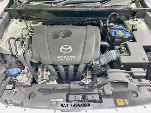 Mazda CX-3 2017-09 8828479-17