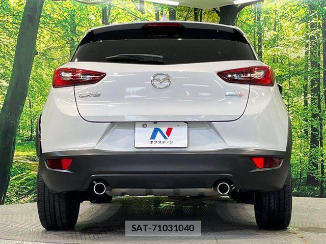 Mazda CX-3 2015-11 8828480-14