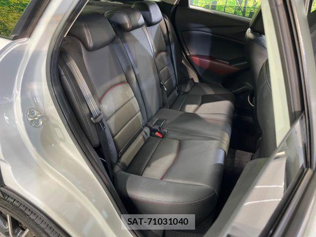 Mazda CX-3 2015-11 8828480-8