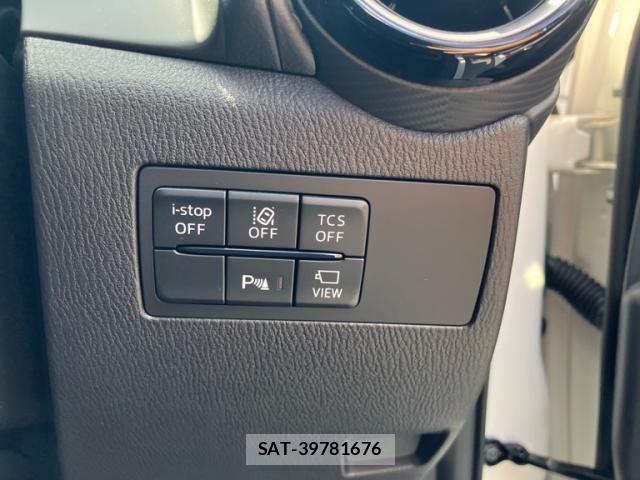 Mazda CX-3 2024-10 8828476-16