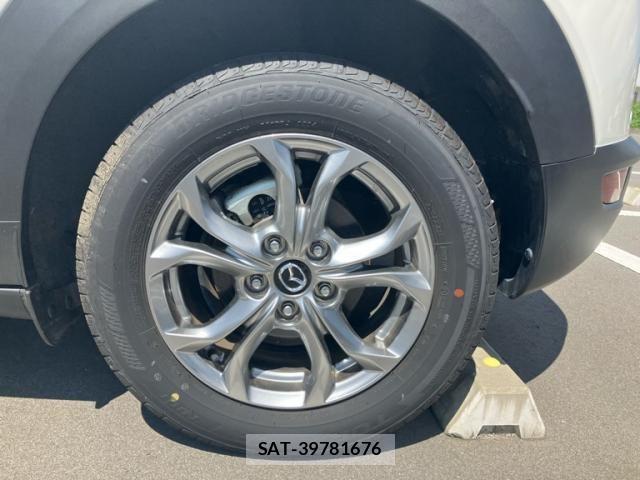 Mazda CX-3 2024-10 8828476-7
