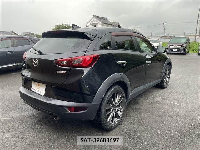 Mazda CX-3 2016-07 8848609-16