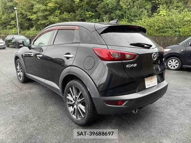 Mazda CX-3 2016-07 8848609-18