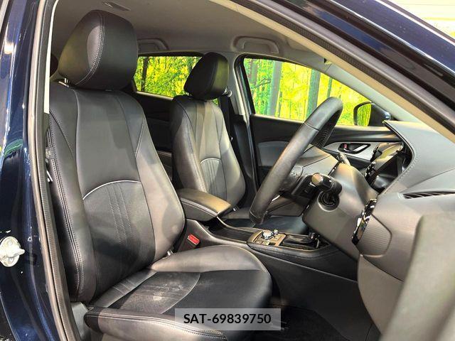 Mazda CX-3 2018-05 8848607-9