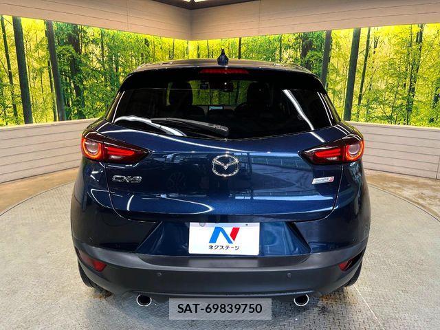 Mazda CX-3 2018-05 8848607-15