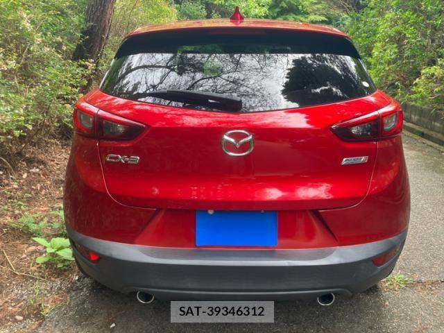 Mazda CX-3 2015-10 8848611-9