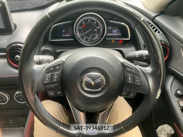 Mazda CX-3 2015-10 8848611-14