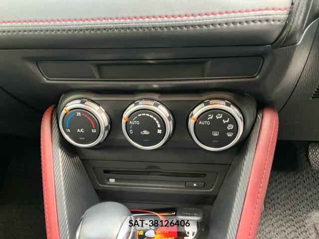 Mazda CX-3 2016-06 8848612-13