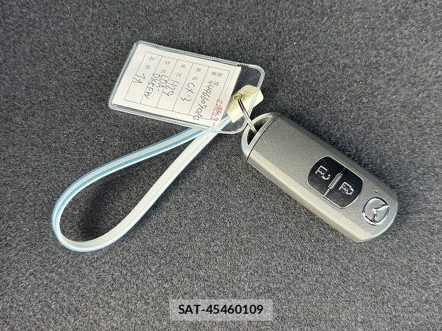 Mazda CX-3 2017-11 8848608-18