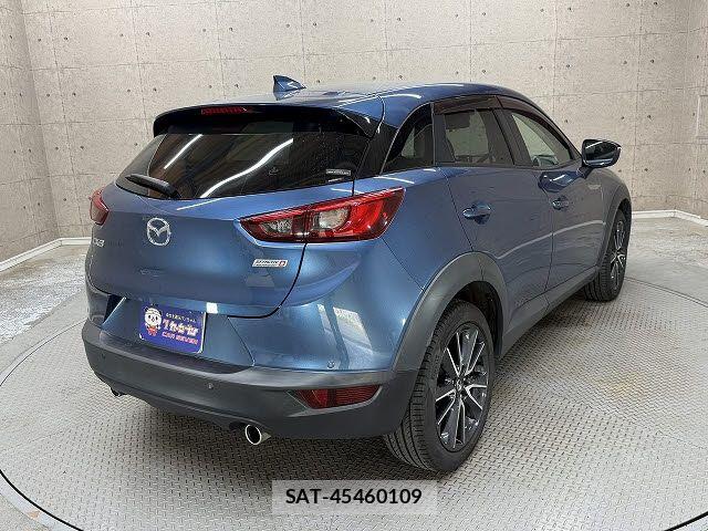 Mazda CX-3 2017-11 8848608-3