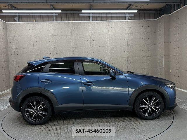 Mazda CX-3 2017-11 8848608-5