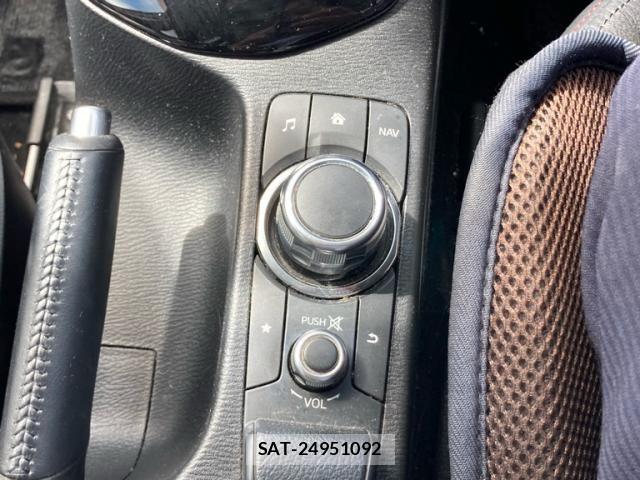 Mazda CX-3 2016-01 8848610-20