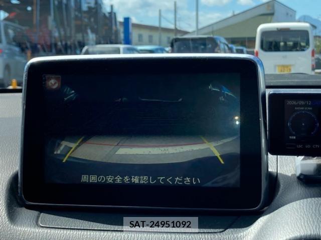Mazda CX-3 2016-01 8848610-21