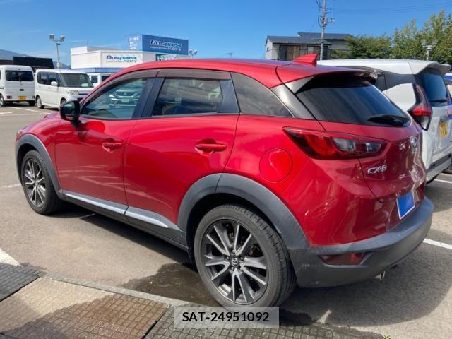 Mazda CX-3 2016-01 8848610-4