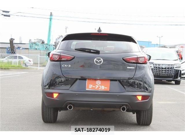 Mazda CX-3 2022-04 8879315-12