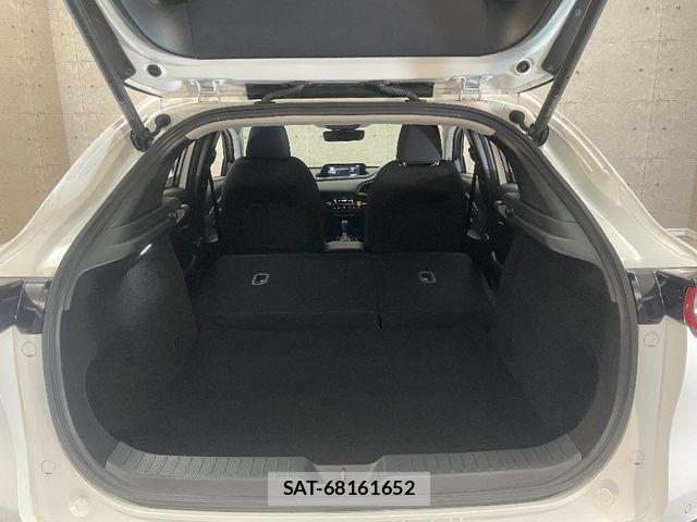 Mazda CX-30 2022-09 608406-12