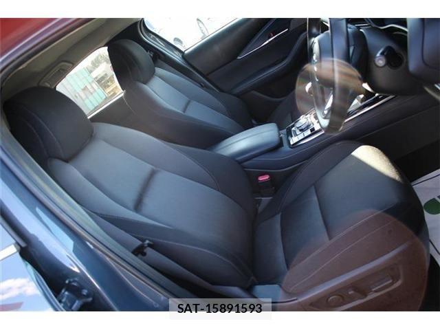 Mazda CX-30 2019-11 768109-14