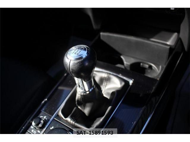 Mazda CX-30 2019-11 768109-2
