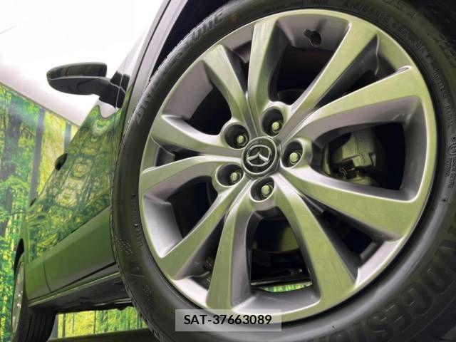Mazda CX-30 2020-09 801775-13