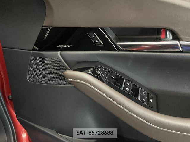 Mazda CX-30 2021-02 1299146-17