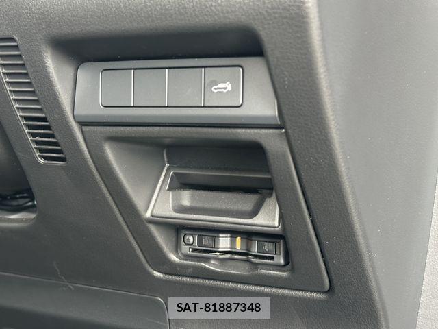 Mazda CX-30 2025-03 2298916-14