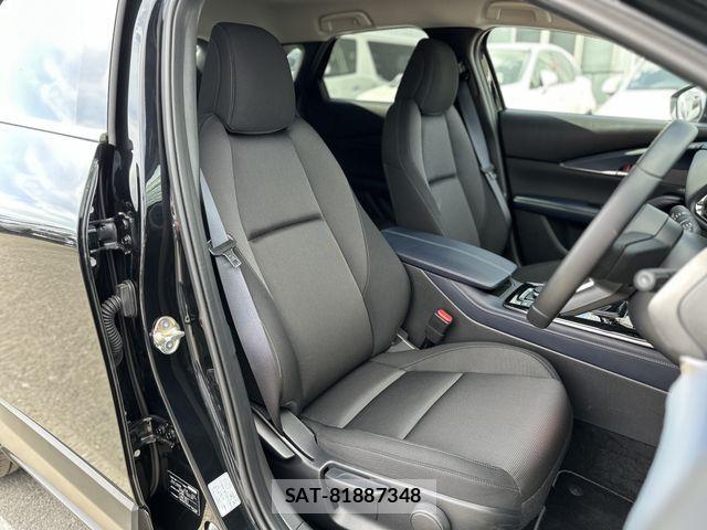 Mazda CX-30 2025-03 2298916-15
