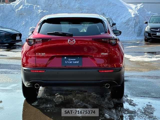 Mazda CX-30 2025-08 3356472-4