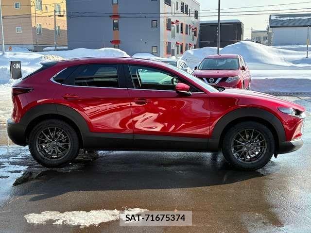 Mazda CX-30 2025-08 3356472-6
