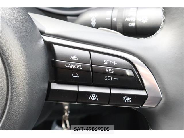 Mazda CX-30 2023-10 3664869-5