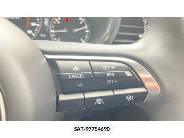 Mazda CX-30 2023-10 4322376-9