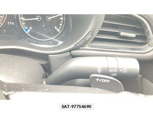 Mazda CX-30 2023-10 4322376-11