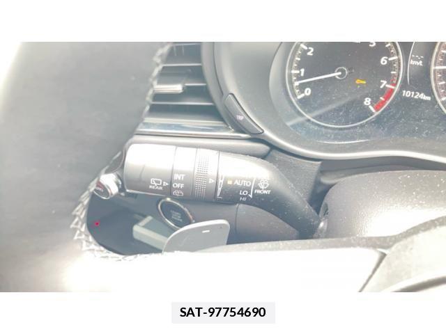 Mazda CX-30 2023-10 4322376-12