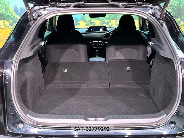 Mazda CX-30 2022-11 4589949-11