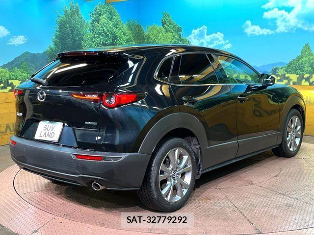 Mazda CX-30 2022-11 4589949-17