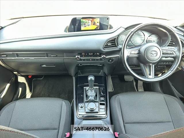 Mazda CX-30 2022-09 4752424-1