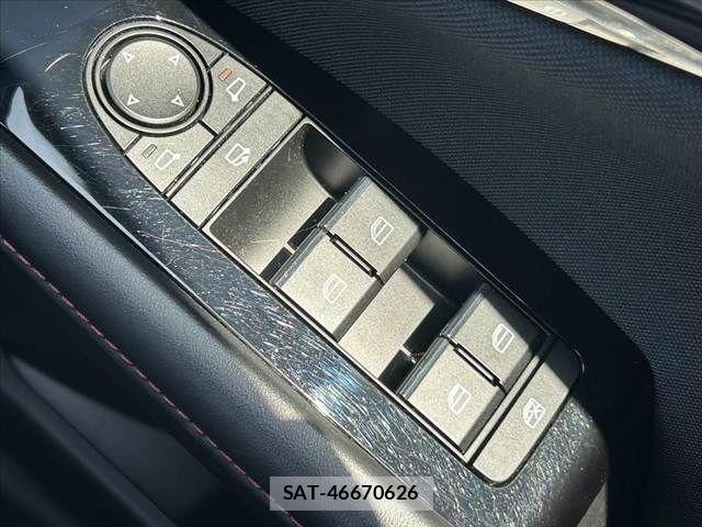 Mazda CX-30 2022-09 4752424-26