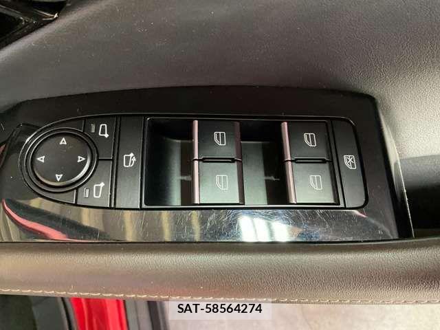 Mazda CX-30 2019-10 4936909-13