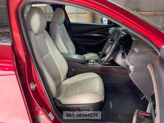 Mazda CX-30 2019-10 4936909-15