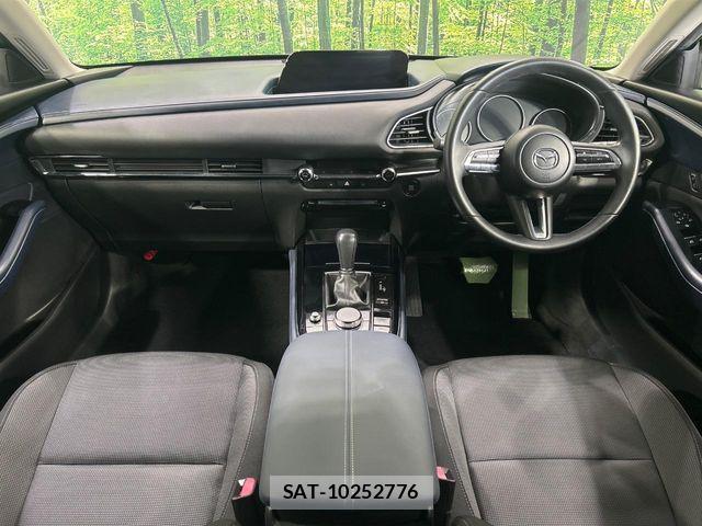 Mazda CX-30 2020-07 6011117-1