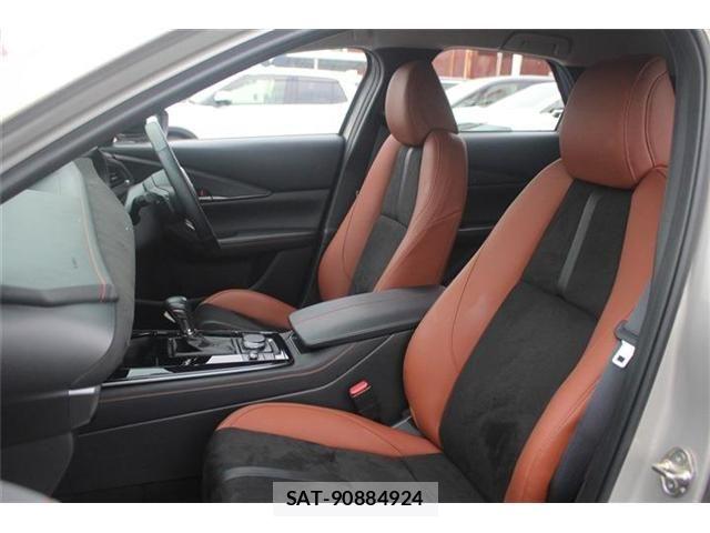 Mazda CX-30 2023-11 6213188-20
