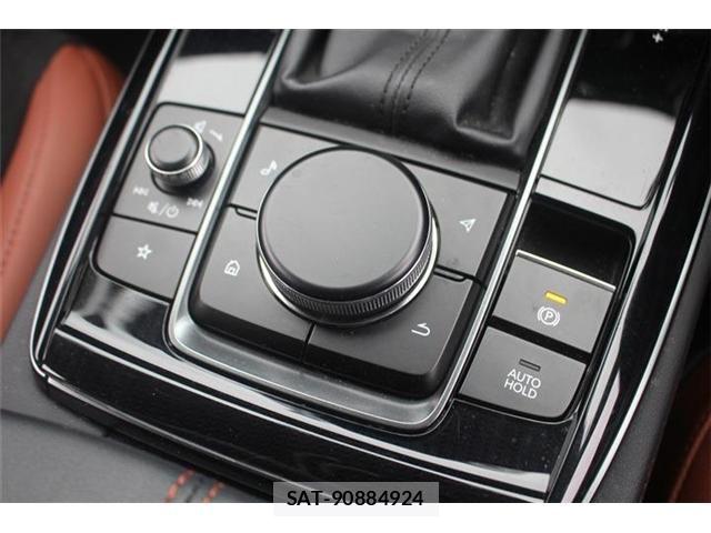 Mazda CX-30 2023-11 6213188-26